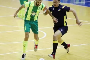 Εύκολη νίκη για ΑΠΟΕΛ (φώτος)