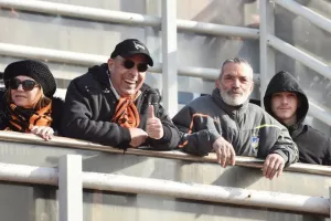 (Φωτορεπορτάζ) Ο κόσμος στο "Τάσος Μάρκου"