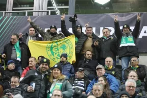 (Φωτορεπορτάζ) Οι ΑΕΚτζήδες στη Košická futbalová aréna 