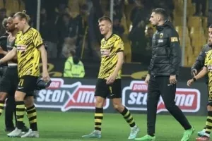 Φωτιά... ΑΕΚ 