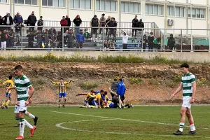 Ανατροπή και γαλαζοκίτρινο το ντέρμπι κορυφής