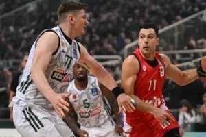 Ο Ολυμπιακός διεύρυνε το σερί του σε 12-0 κόντρα στον Παναθηναϊκό