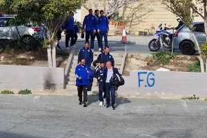 ΑΝΟ/Άφιξη για μία... άβολη διαδικασία (φώτος)