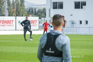 Κυριακή στο... γήπεδο η Πάφος FC (φώτος)