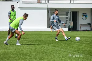 Κυριακή στο... γήπεδο η Πάφος FC (φώτος)