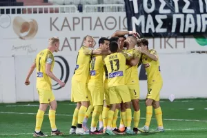Πέρασε "αέρας" από την Κρήτη και "κιτρινόμαυρη" η κορυφή!