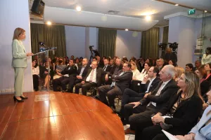 «Γυναίκα και Ευ Αγωνίζεσθαι»