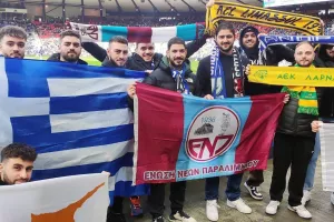 (Φωτορεπορτάζ) Ο κόσμος στο Hampden Park