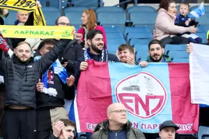 (Φωτορεπορτάζ) Ο κόσμος στο Hampden Park