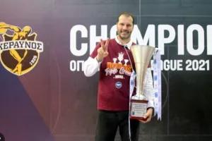 Κεραυνός: Για το νταμπλ και πάλι!