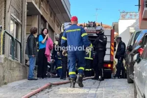 Πυρκαγιά σε διαμέρισμα στην Άνω Πόλη - Στο νοσοκομείο μεταφέρθηκαν δύο γυναίκες