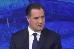 Άδωνις για Τέμπη: "Φταίμε στο μέτρο που μας αναλογεί /Δεν κάναμε σε 4 χρόνια όσα δεν έκαναν κι οι άλλοι σε 25"