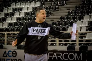 Τακιανός: «Με συγκέντρωση και σωστή διαχείριση της ατμόσφαιρας»