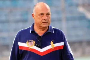 Μπέος: "Να με φωνάξει ο πρωθυπουργός που θα προκύψει μετά τις εκλογές να μου πει 'πάρε τα ηνία του ποδοσφαίρου΄"