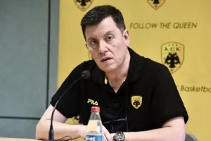 «Να αφήσουν την ΑΕΚ και τους παίκτες της ήσυχους-Ακόμη στο 10% το γήπεδο»