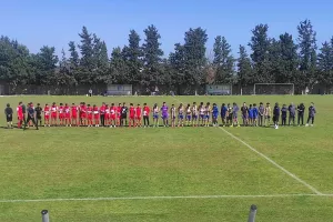 "Μαμά κοιμήσου θα αργήσω" στο Σαλαμίνα - ΑΠΟΕΛ! 