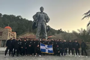 Ο Παν.Συ.Φι Απόλλων για Αυξεντίου