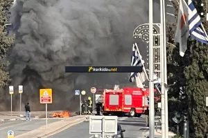 Τρέχουν οι... πυροσβεστικές!