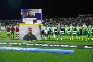 "Το μυαλό πλέον στο πρωτάθλημα-Η χθεσινή νύχτα να είναι η αρχή..." (Σχόλιο για το "αιώνιο")