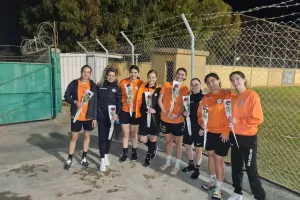Λουλούδια στα κορίτσια!