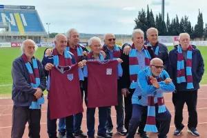 Η Γουέστ Χαμ στο “Τάσος Μάρκου” - Αφιέρωμα στην ΕΝΠ! 