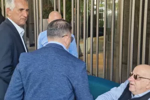 Χειραψία Κίρζης/Κούμας