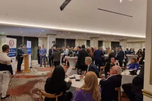 Η Αχέπα δωρίζει στην Πάφο θερμοκοιτίδα μεταφοράς νεογνών