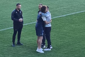 Παπαφώτης - Ουάρντα: Ζεστή αγκαλιά και χαμόγελα 