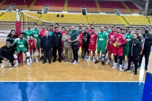 Νέα Σαλαμίνα-Ομόνοια: "Ψες έπρεπε να το ζήσουμε και αυτό-Mάλλον πάμε κατά διαόλου"