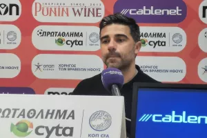 "Δεν έπαιξε ρόλο η διαιτησία, δεν μου αρέσουν οι φτηνές δικαιολογίες"