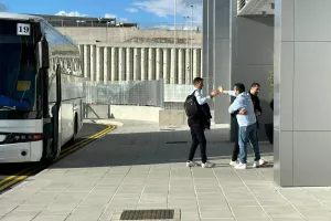 Η άφιξη της ΑΕΛ (φώτος)