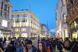 London… (Φωτος)