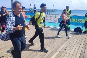 Η στιγμή του Μαραθωνίου με τον τερματισμό του Ρένου και του Πλάτωνα 