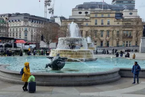 Κλικς από την  Oxford Street (φώτος kerkida)