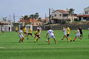 Κ17/Έξι γκολ, "διπλό" το πρωτοπόρο ΑΠΟΕΛ (φώτος)