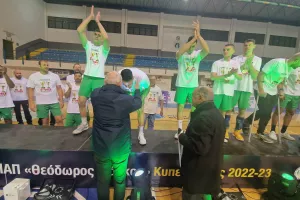 (ΒΙΝΤΕΟ/ΦΩΤΟΣ Kerkida) Το... σήκωσε η Ομόνοια!