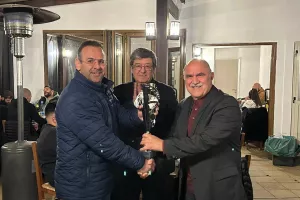 Πρωταθλήτρια...η ΜΙΚΤΗ ΛΑΡΝΑΚΑΣ!