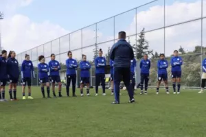 Το "αντίο" από τον Τσολάκη: "Τι να πρωτοθυμηθώ κοριτσάρες μου!"