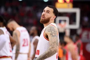 Equipe: "Πάρτι με τον Μπέικον στην Αθήνα ο Τζέιμς μετά τον Παναθηναϊκό"