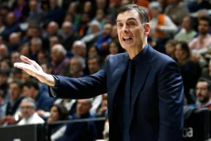 Ζέρβας: "Τα 'κλειδιά' για το διπλό του Ολυμπιακού στο Μιλάνο"