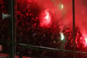 Το μήνυμα της Λεωφόρου για Τέμπη και πρωτάθλημα και η αποθέωση του Γιοβάνοβιτς