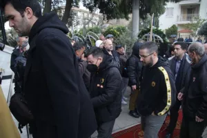 Στην κηδεία του Μίμη Παπαϊωάννου και η μπασκετική ΑΕΚ