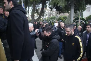Στην κηδεία του Μίμη Παπαϊωάννου και η μπασκετική ΑΕΚ