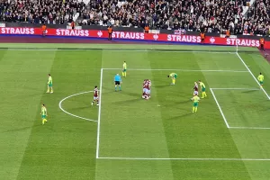 West Ham -AEK: Όλα τα ωραία κάποτε τελειώνουν -Αντίο... με βαριά ήττα (φώτος)