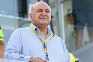 Επίθεση/Καραπατάκης