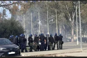 ΒΙΑστικοί!