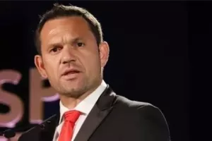 Έχει δίκιο...