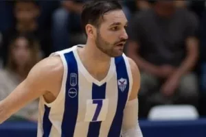 Πλήγμα στην Ανόρθωση με Sanadze