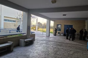 (ΑΠΟΕΛ-ΑΕΛ)/Χωρίς κόσμο, αλλά δρακόντεια μέτρα ασφαλείας!