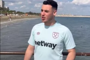 2,5 εκ. followers της West Ham γνώρισαν την Λάρνακα και έμαθαν το κλέφτικο και τον τταβά!
